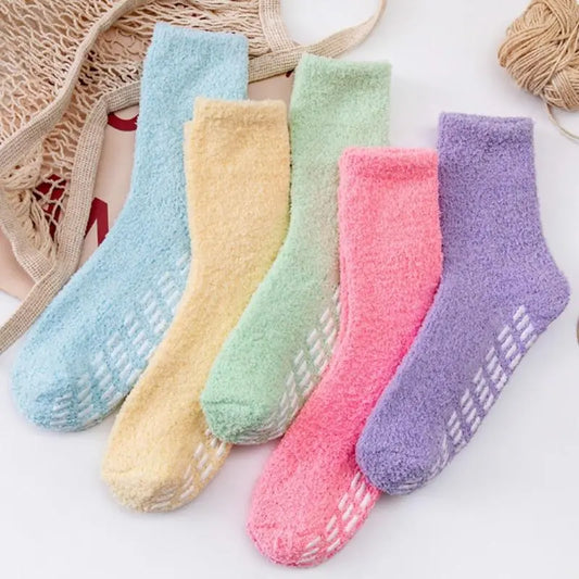 CLEARANCE! Colorful Fuzzy Socks (5 colors)