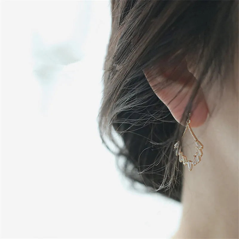 Delicate Luxury Earrings (Gold/Silver)