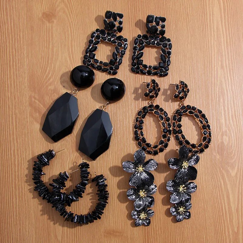 Black Earrings (23 styles)