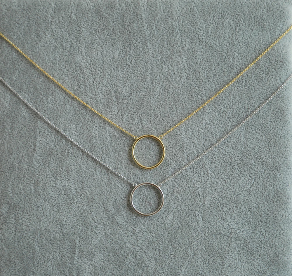 Simple Circle Dainty Necklace (Gold/Silver)