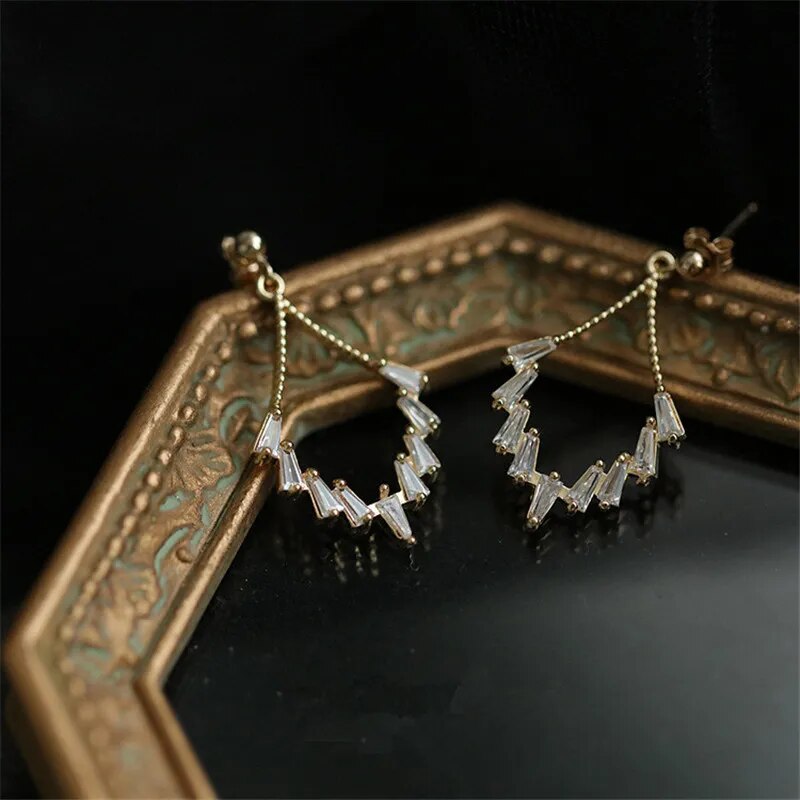 Delicate Luxury Earrings (Gold/Silver)