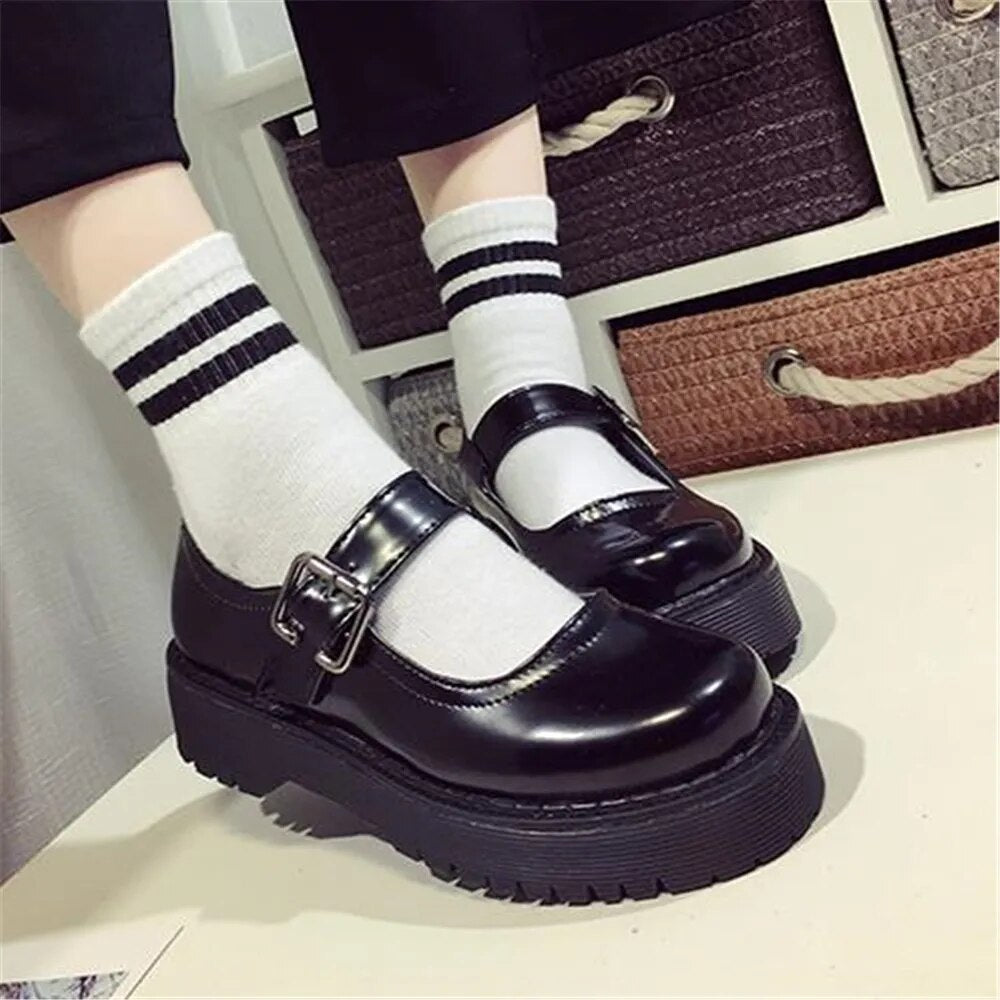 Japanese Style Shoes (5 styles)