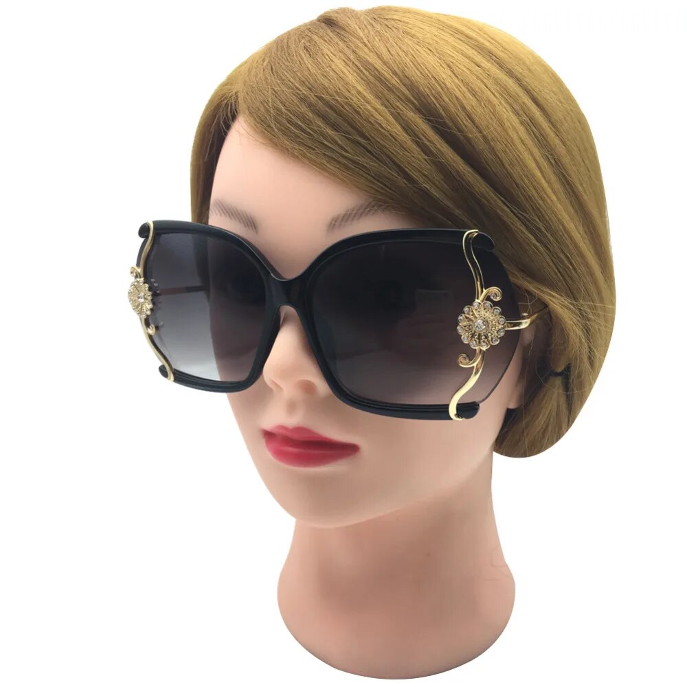 Large LUXURY Sunglasses (4 colors)