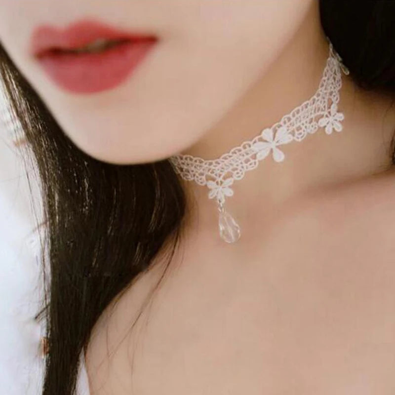 White Lace Imitation Pearl Choker Necklaces