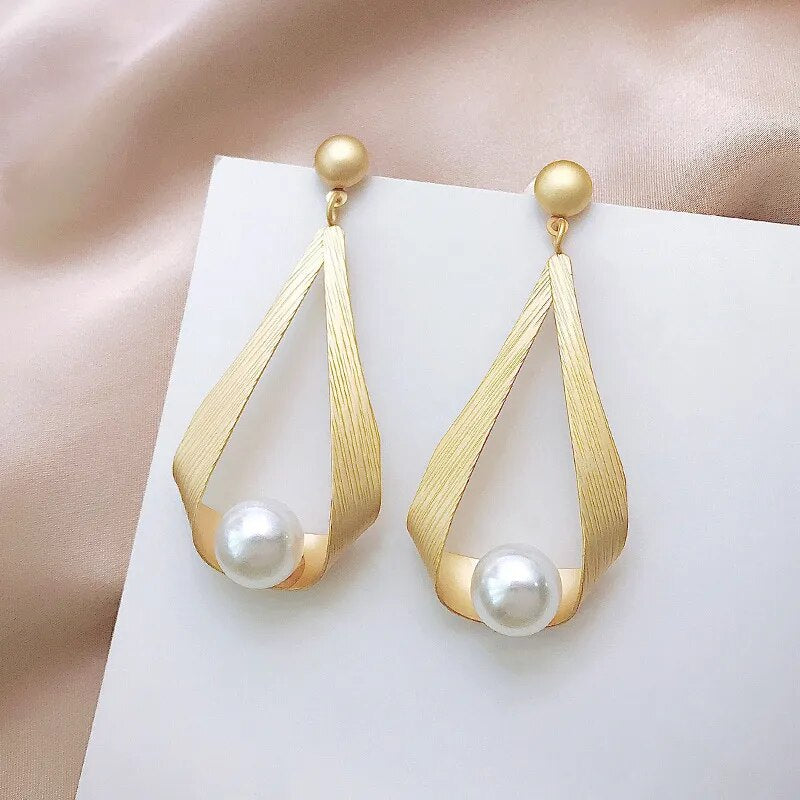 Pearl Pendant Drop Earrings (2 styles)