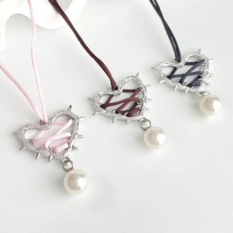 CLEARANCE! Thorns Heart Pearl Necklace