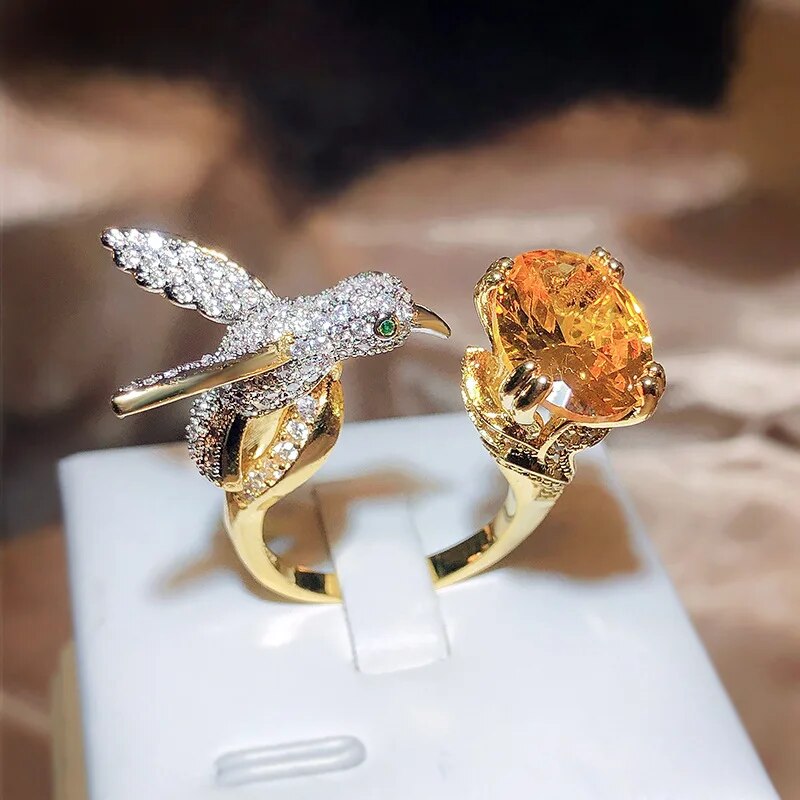 Hummingbird Ring (3 colors)