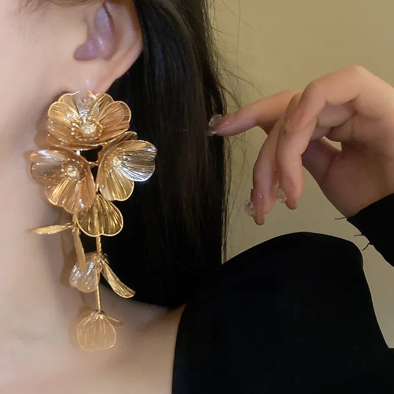 Big Flowers Tassel Drop Earrings (Gold/Silver)