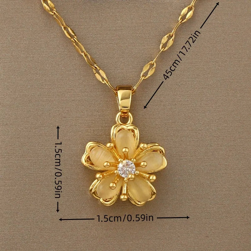 360° Rotatable Flower Necklace