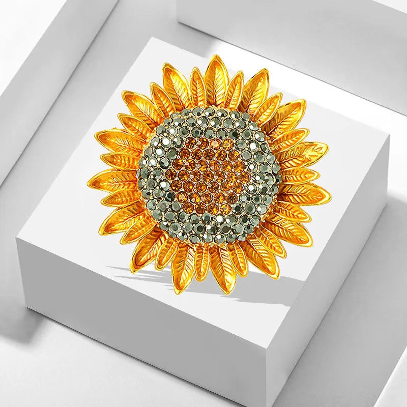 Luxury Vintage Rhinestone Sunflower Brooch