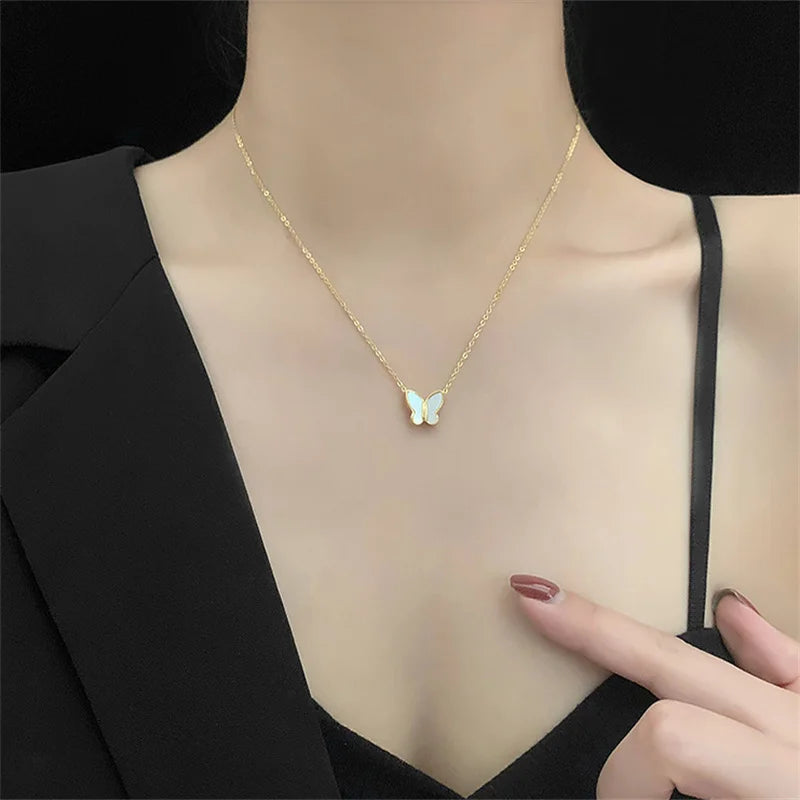 Dainty Necklaces (16 styles)