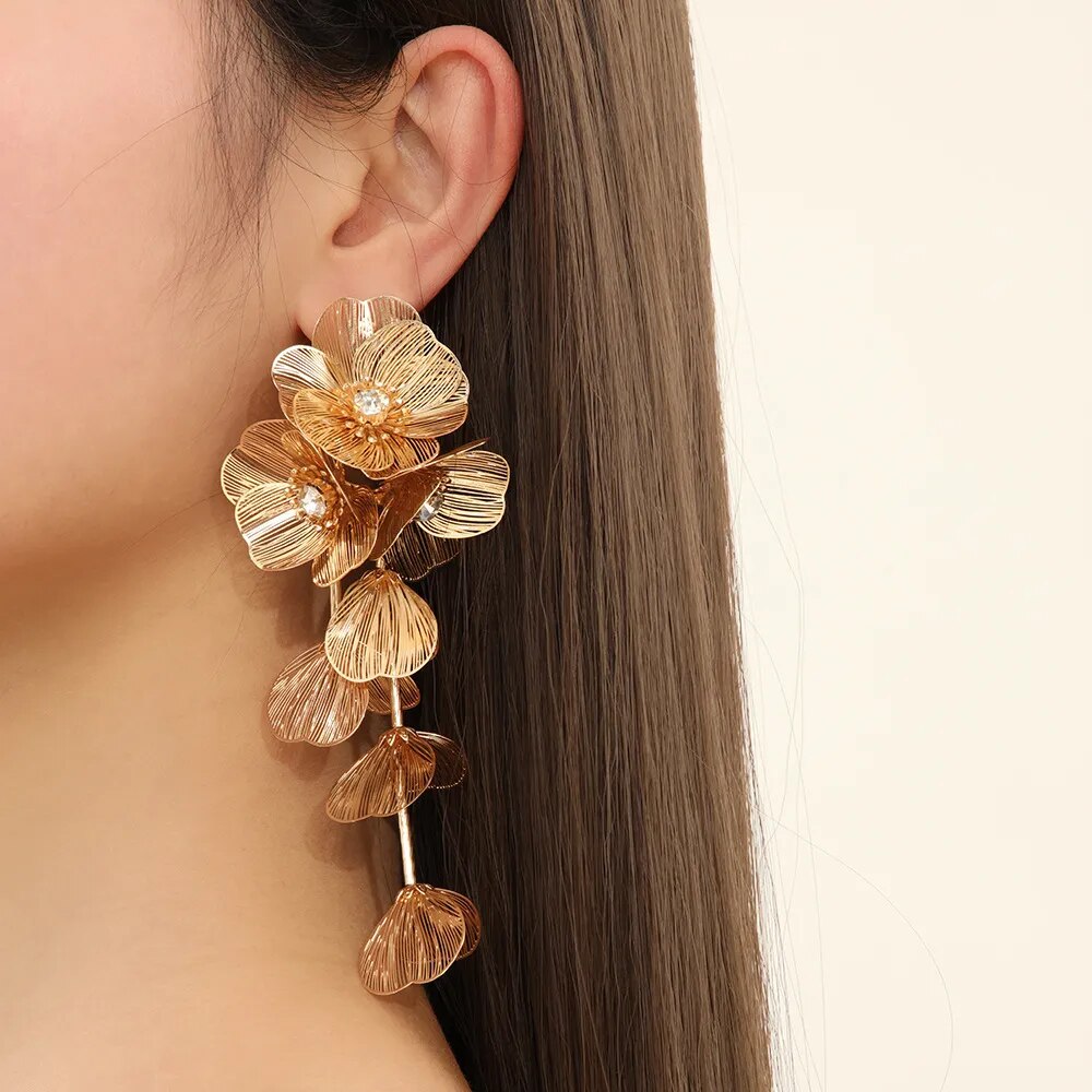 Big Flowers Tassel Drop Earrings (Gold/Silver)