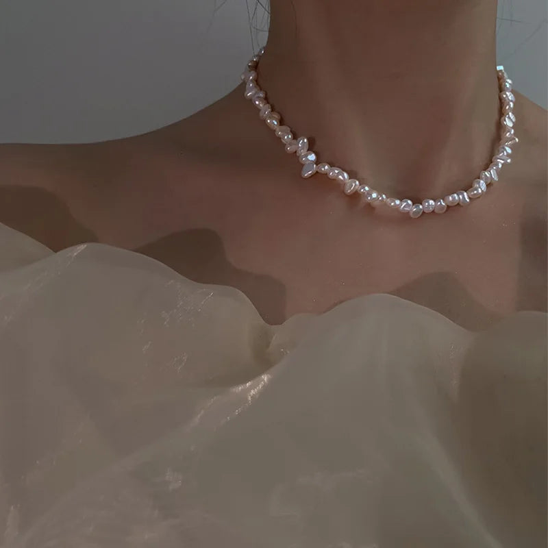 Irregular Pearl Choker Necklace