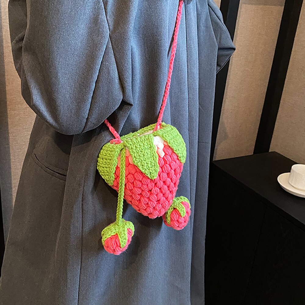 Strawberry Woven Bag (red/pink)