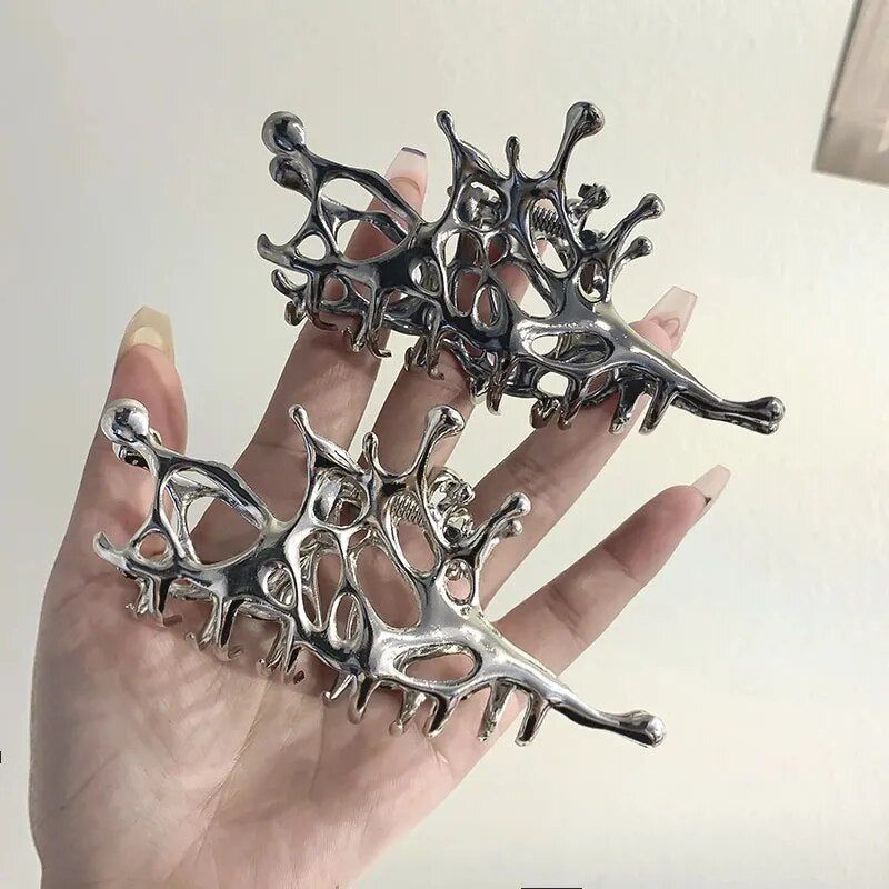 Unusual Claw Clips (Black/Silver)