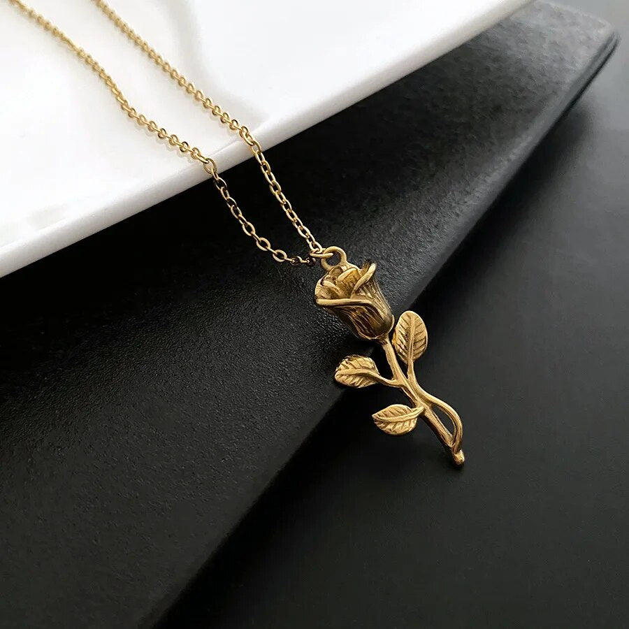 Rose Flower Necklace