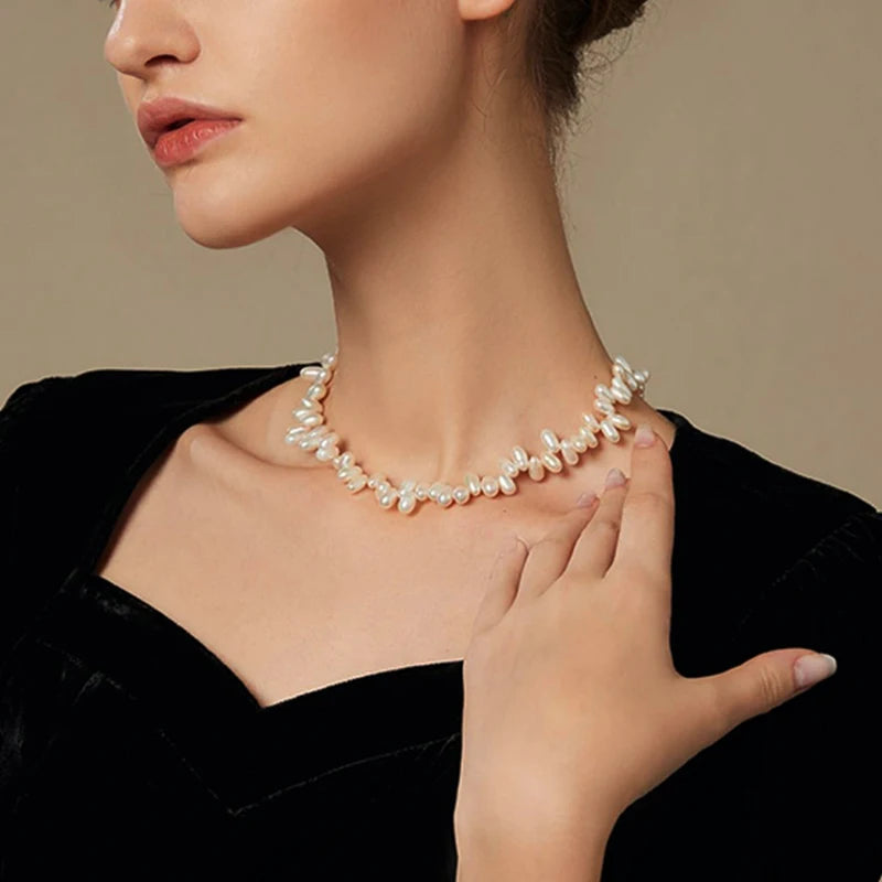 Irregular Pearl Choker Necklace