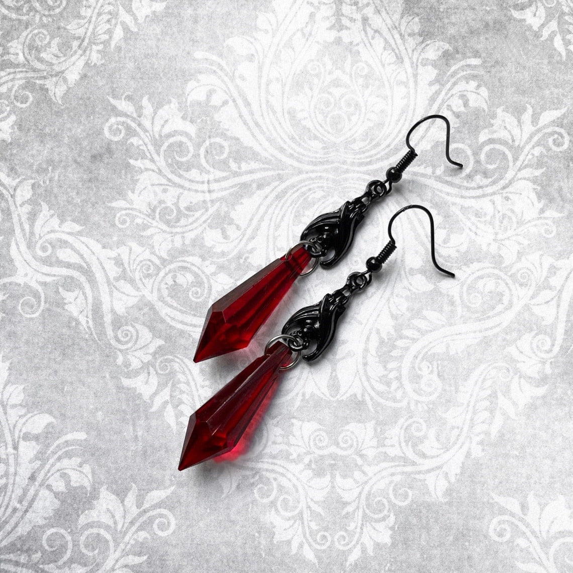 Gothic Vampire Earrings (Black/Red)